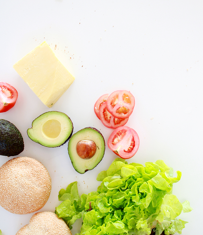 Mid-week meals: easy Taco Burgers (Click for the full recipe) | casinositekor.highwallsblog.com