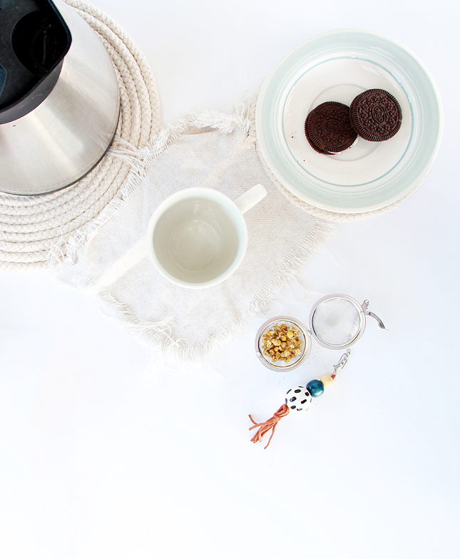 Make your own pretty tea strainer with this easy DIY | casinositekor.highwallsblog.com
