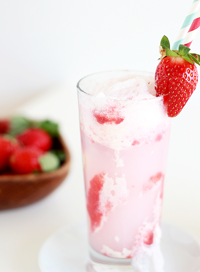 Strawberry Ice Cream Float | casinositekor.highwallsblog.com