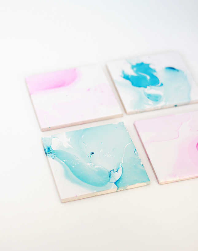 Make your own marbled watercolor coasters | highwallsblog.com