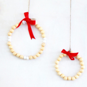 DIY | Wooden Christmas Wreath